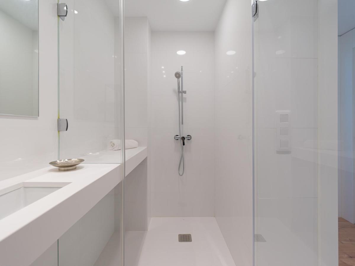 Luxury Bakus Canteras Beach Las Palmas Room photo