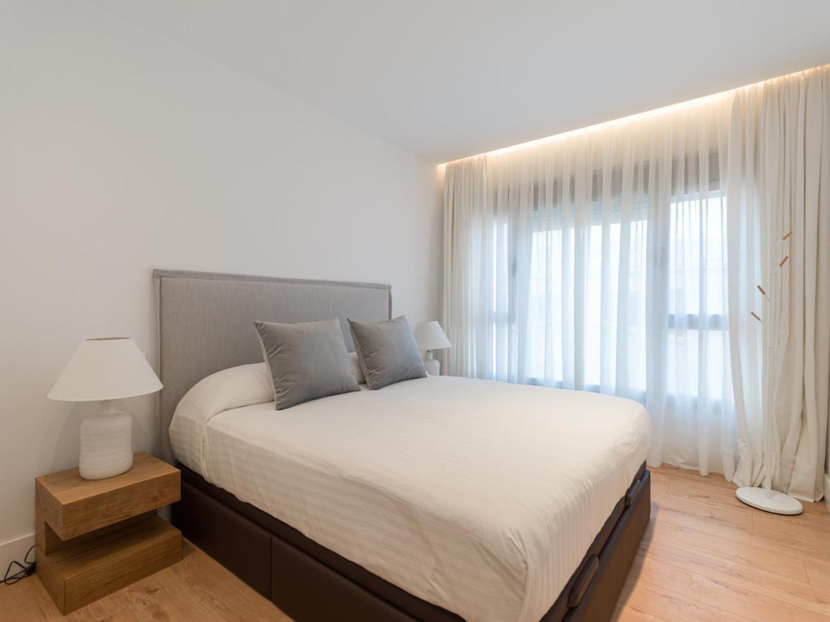 Luxury Bakus Canteras Beach Las Palmas Room photo