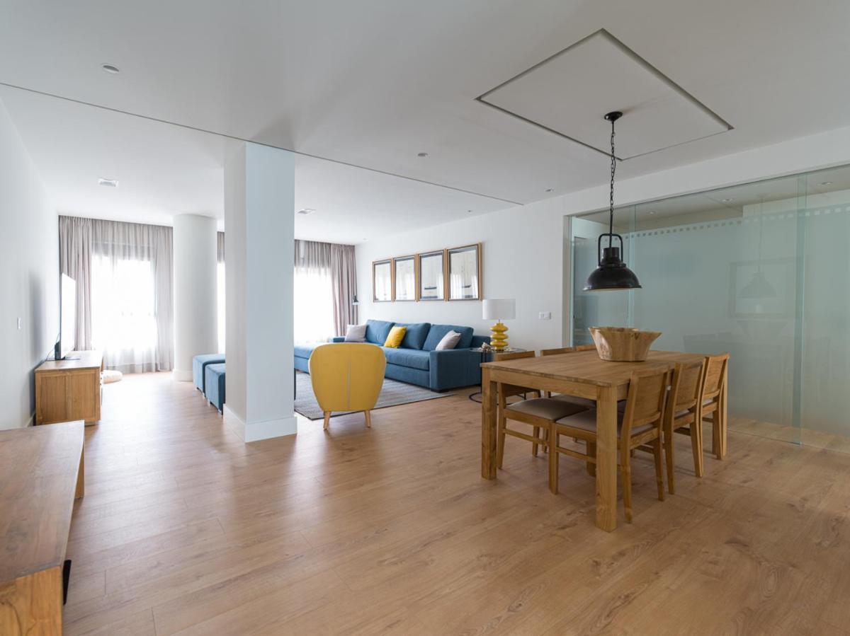 Luxury Bakus Canteras Beach Las Palmas Room photo