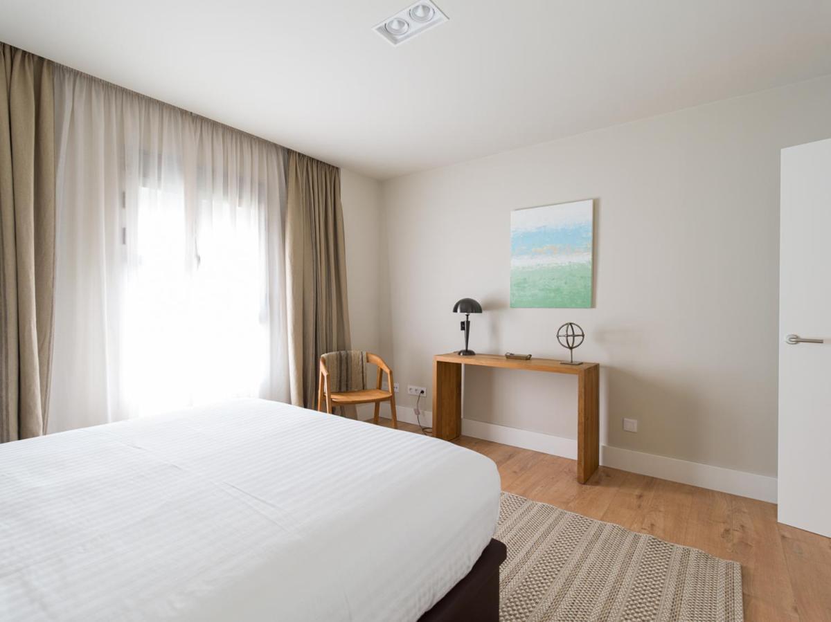 Luxury Bakus Canteras Beach Las Palmas Room photo